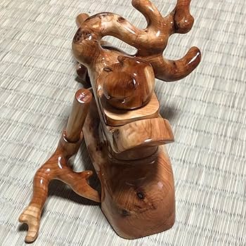 ヘラブナ彫刻装飾付きヘラブナ万力(天然木材) Amazon | ヘラブナ万力 天然木黒柿x白柏 大砲型万力 へら用品 袋